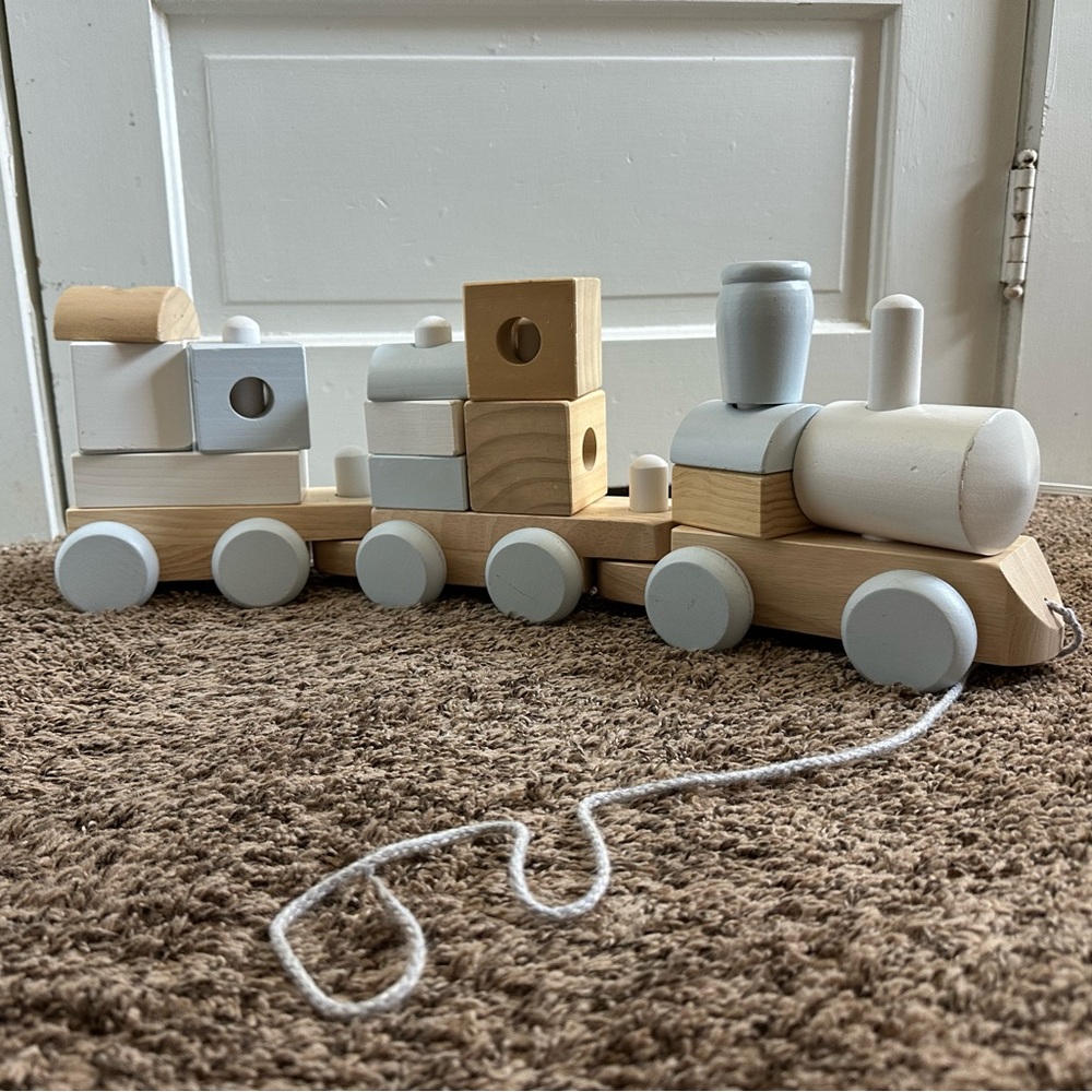 Melissa and Doug Wooden Blocks Pull Train